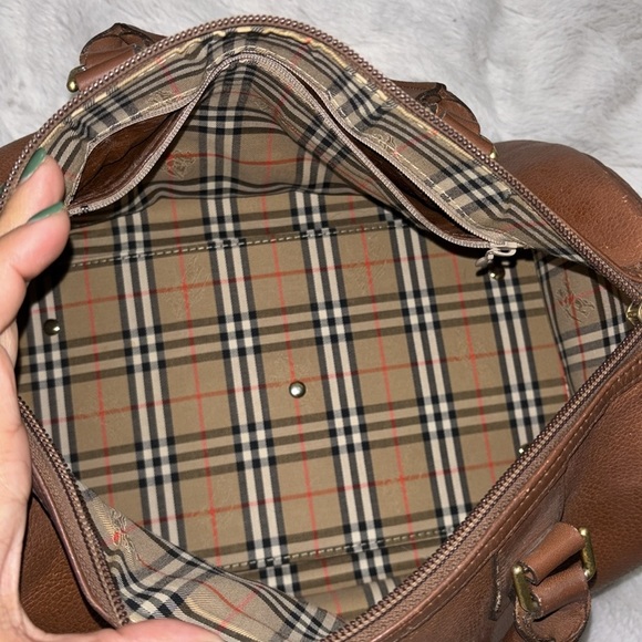 Burberry Boston bag and wallet - Picture 7 of 15